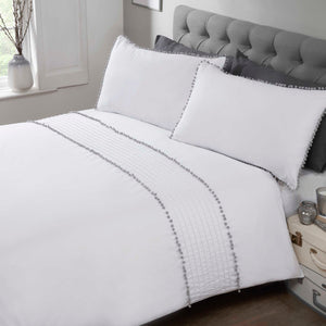 Pom Pom White Duvet Set