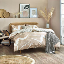 Load image into Gallery viewer, Sinarama Abstract Natural Duvet Set
