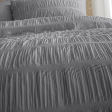 Load image into Gallery viewer, Seersucker Duvet Set - Grey
